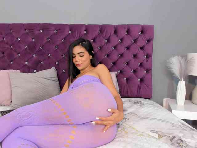 MauraGray webcam