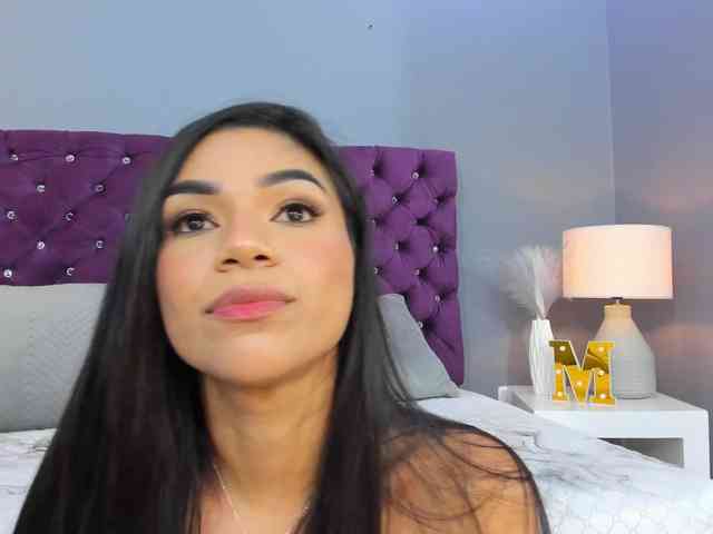 MauraGray webcam
