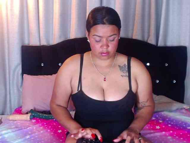 chiquihottie webcam