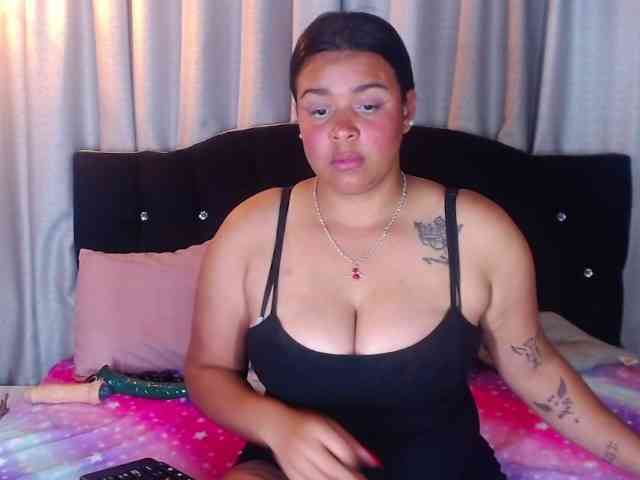 chiquihottie webcam