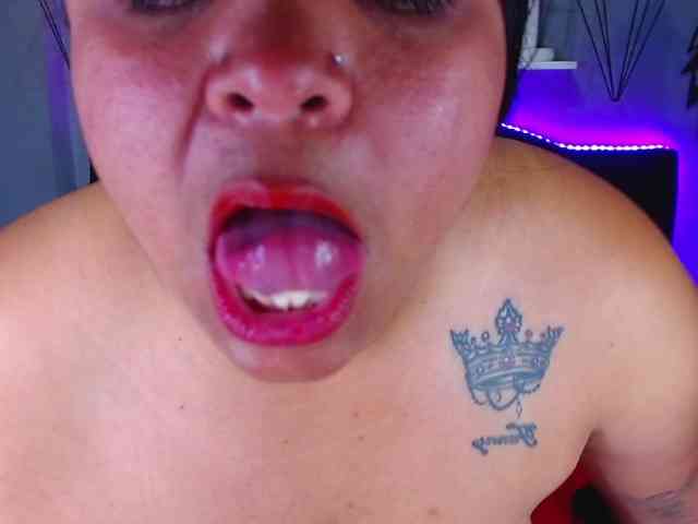 chiquihottie webcam