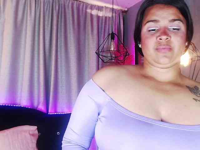 chiquihottie webcam
