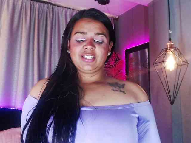 chiquihottie webcam