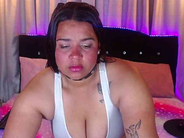 chiquihottie webcam