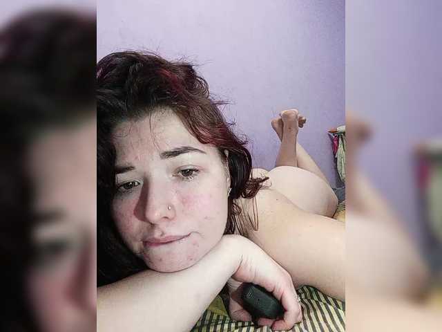 Horny-Lina's BongaCams show and profile