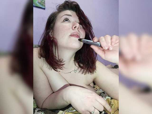 видео Horny-Lina