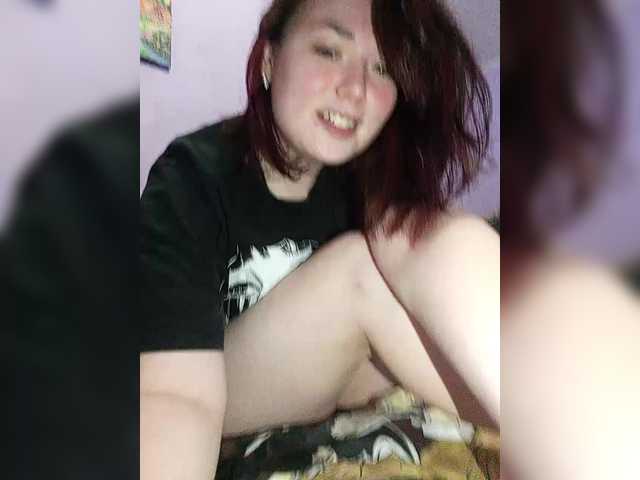 Horny-Lina's BongaCams show and profile