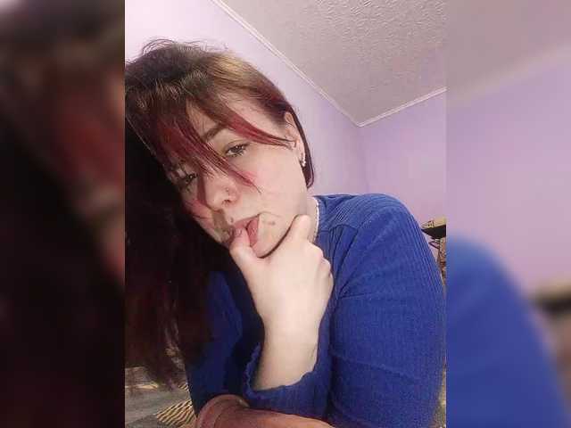 Horny-Lina's BongaCams show and profile