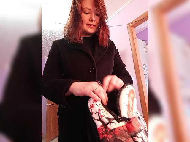 Horny-Lina's BongaCams show and profile