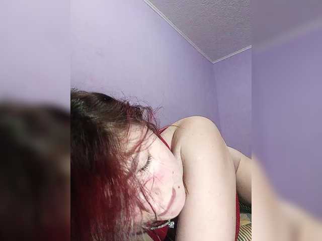 Horny-Lina's BongaCams show and profile