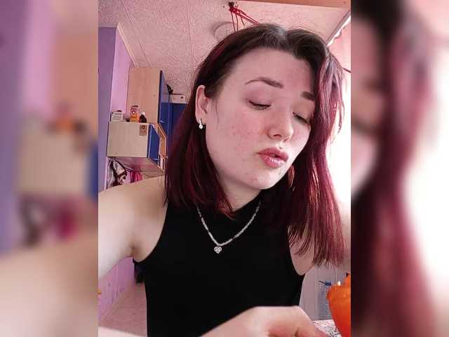 Horny-Lina's BongaCams show and profile