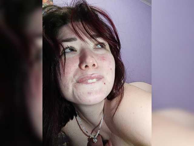 Horny-Lina's BongaCams show and profile