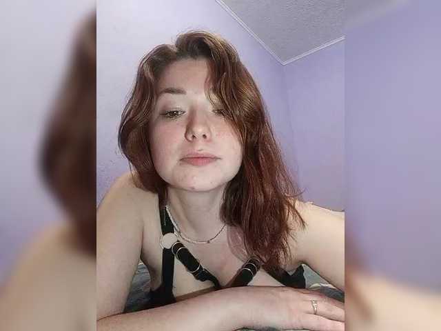 Horny-Lina webcam