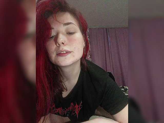 Horny-Lina's BongaCams show and profile