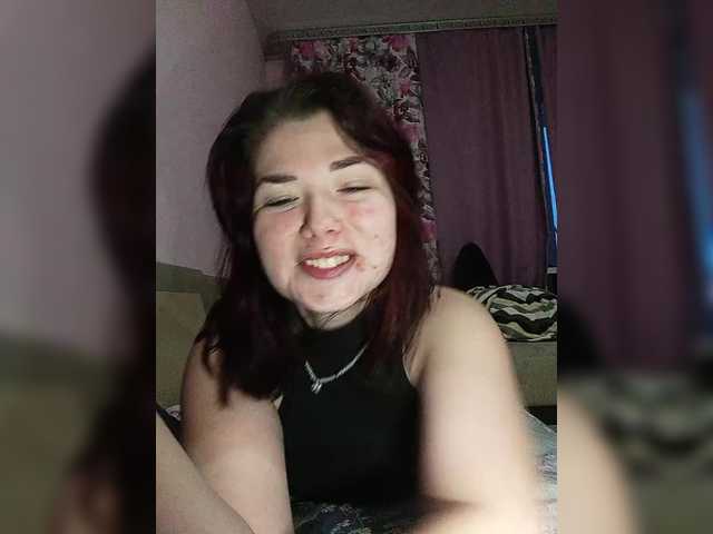 Horny-Lina's BongaCams show and profile