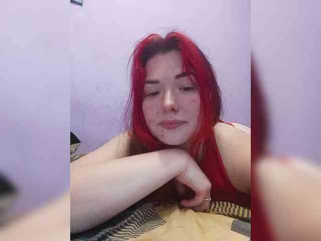 Horny-Lina webcam