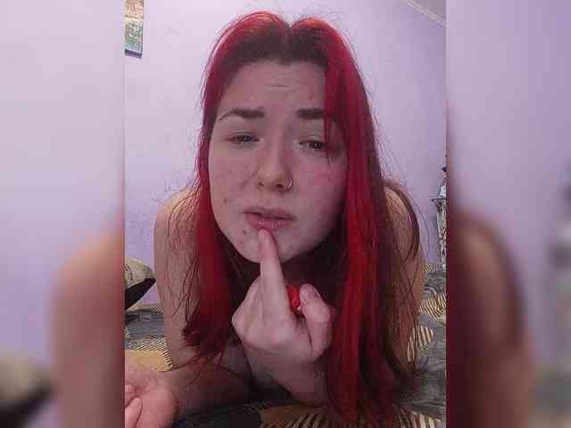 Horny-Lina webcam