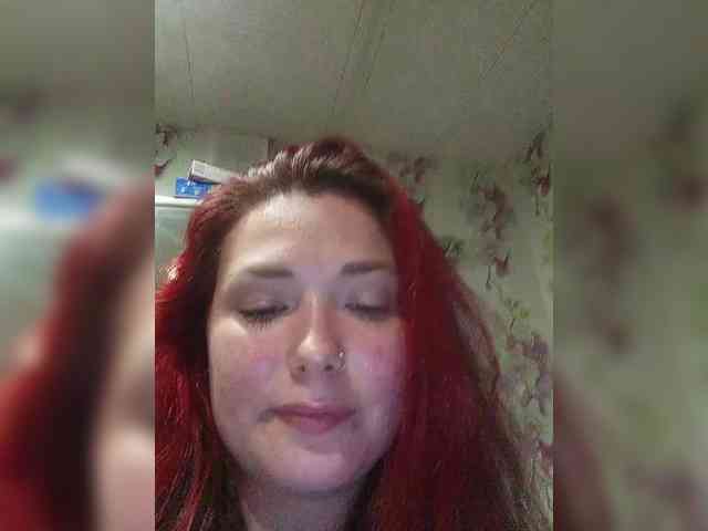 Horny-Lina webcam