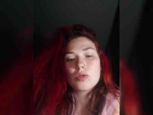 Horny-Lina webcam