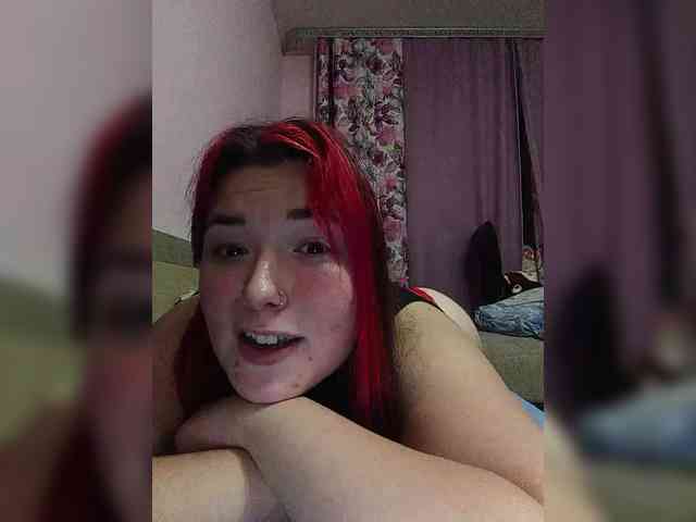 Horny-Lina webcam