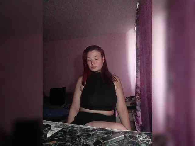 Horny-Lina webcam