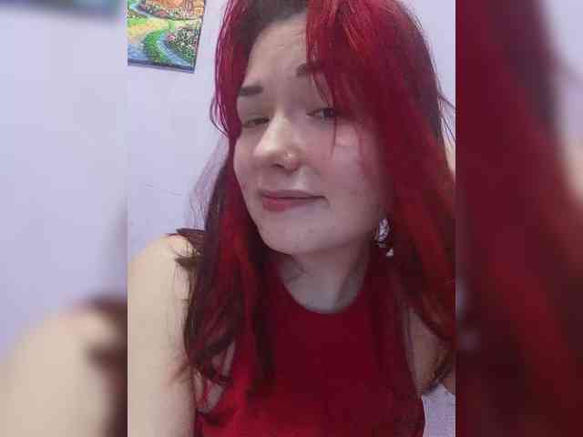 Horny-Lina webcam