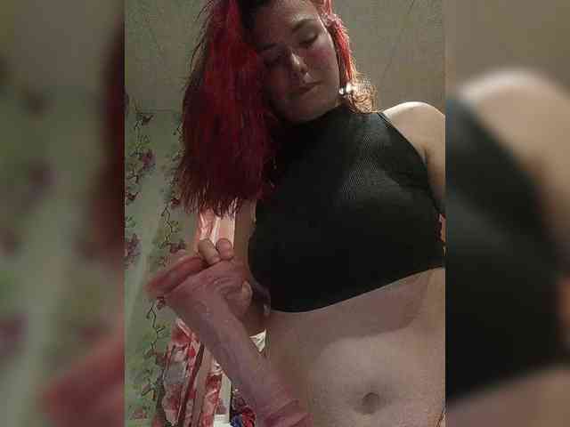 Horny-Lina webcam