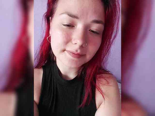 Horny-Lina webcam