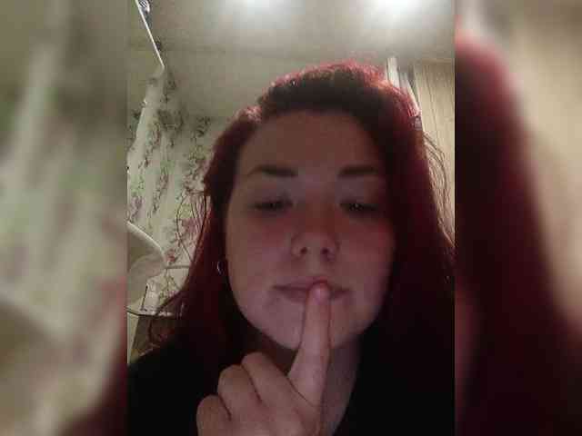 Horny-Lina webcam