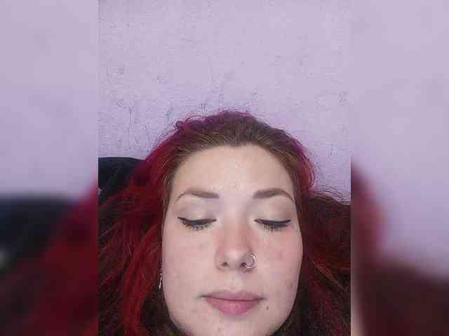 Horny-Lina webcam