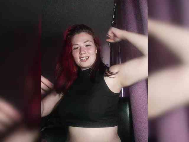 Horny-Lina webcam