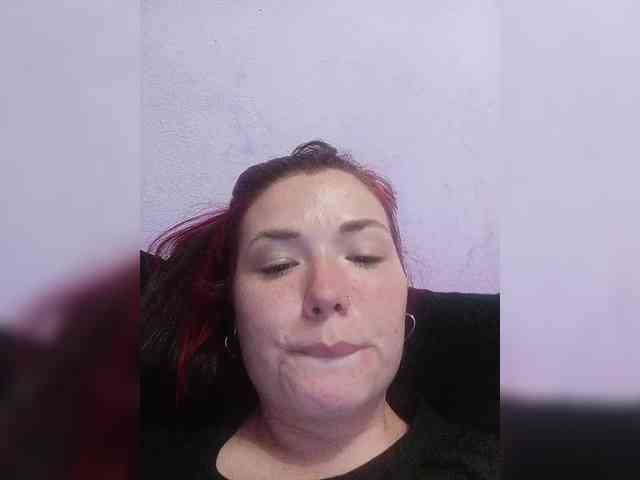 Horny-Lina webcam