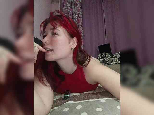Horny-Lina webcam