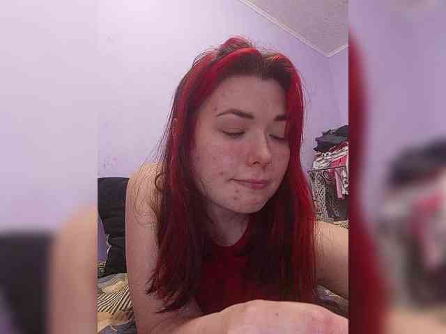 Horny-Lina webcam