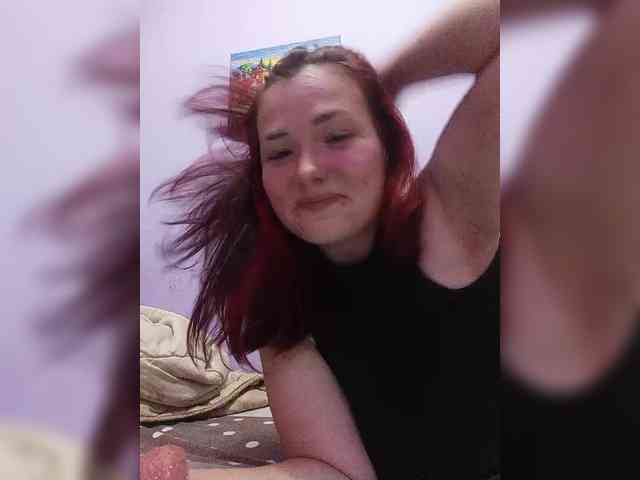 Horny-Lina webcam