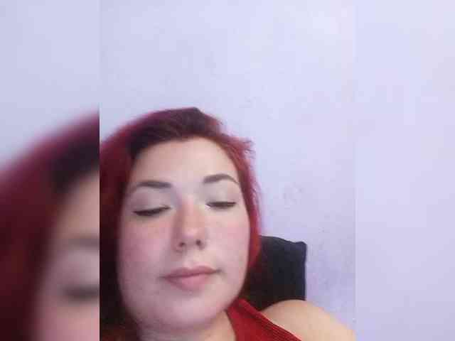 Horny-Lina webcam