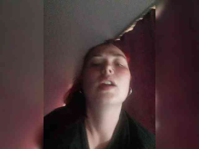 Horny-Lina webcam