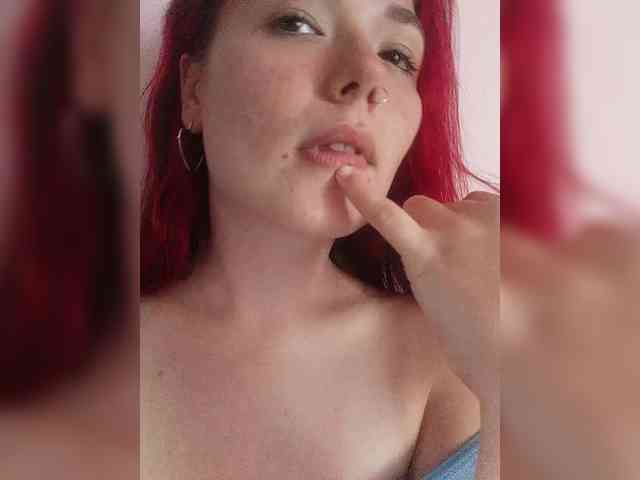 Horny-Lina webcam
