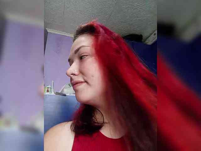 Horny-Lina webcam
