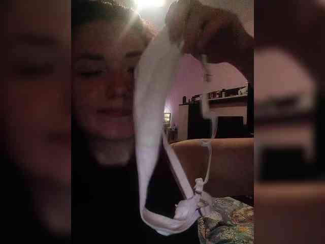 Horny-Lina webcam