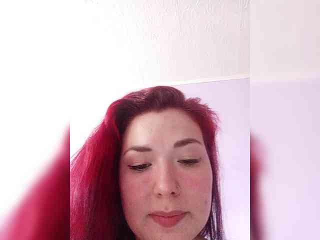 Horny-Lina webcam