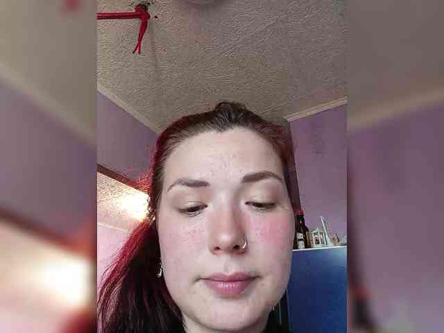 Horny-Lina webcam