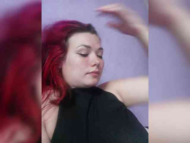 Horny-Lina webcam
