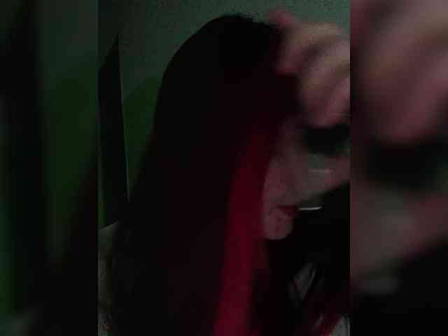 Horny-Lina webcam