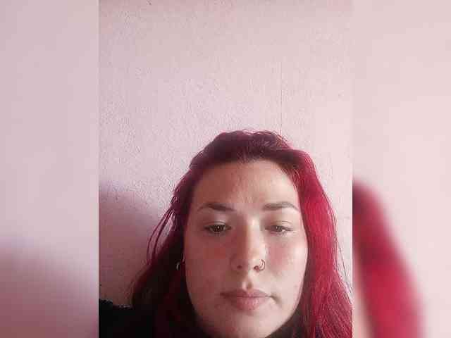 Horny-Lina webcam