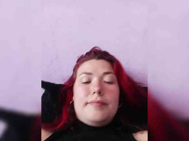 Horny-Lina webcam
