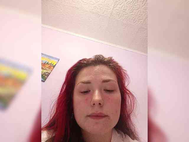 Horny-Lina webcam