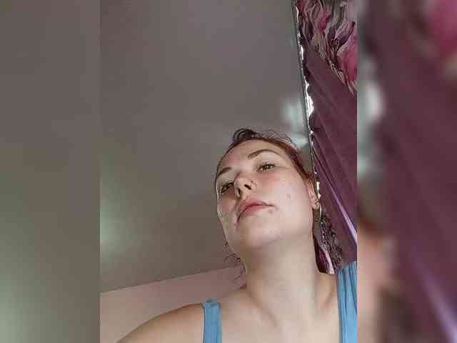 Horny-Lina webcam