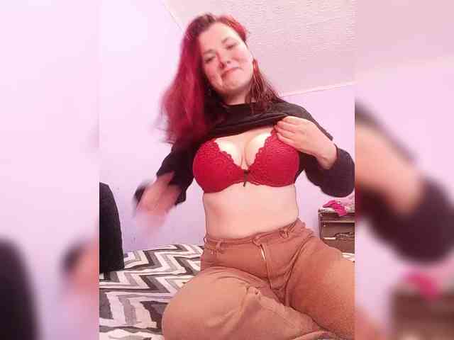 Horny-Lina webcam