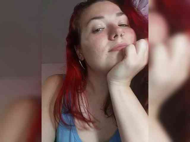 Horny-Lina webcam